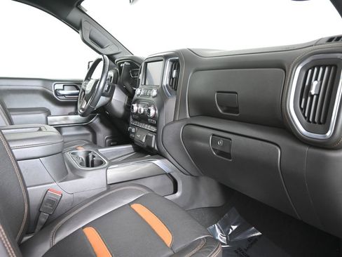Used 2021 GMC Sierra 1500 AT4 w/ AT4 Preferred Package image 16