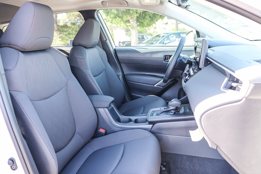 New 2026 Toyota Corolla Cross LE w/ Moonroof Package FWD image 16