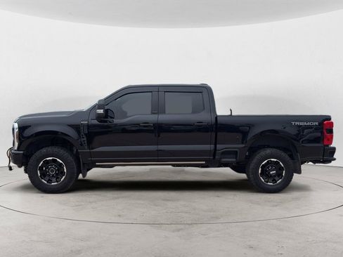 Used 2025 Ford F250 Platinum w/ Tremor Off-Road Package AWD/4WD image 4