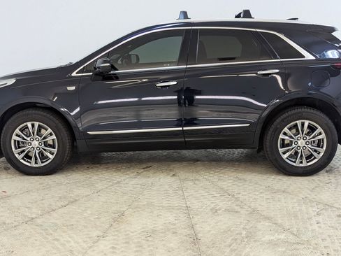 Used 2021 Cadillac XT5 Premium Luxury image 2