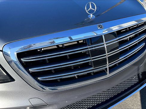 Used 2019 Mercedes-Benz S 560e image 29