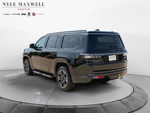 New 2026 Jeep Grand Wagoneer image 14