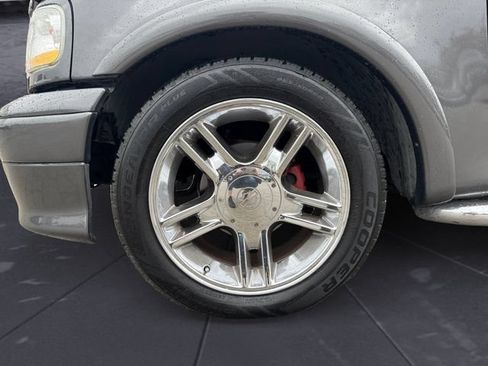 Used 2002 Ford F150 Harley-Davidson RWD image 14