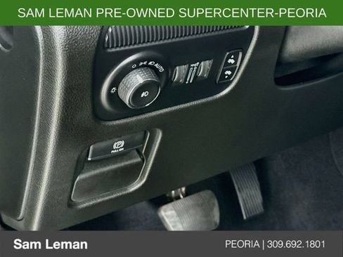 Used 2024 Jeep Wagoneer Series II w/ Premium Group I RWD image 10