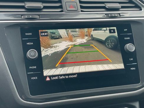 Certified 2023 Volkswagen Atlas SE image 19