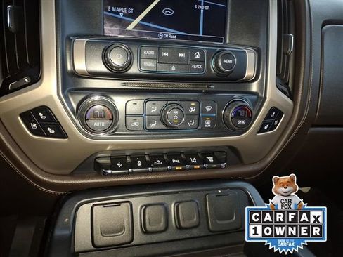 Used 2017 GMC Sierra 3500 Denali w/ Duramax Plus Package image 18