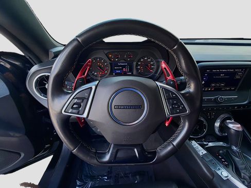 Used 2022 Chevrolet Camaro LT w/ RS Package image 10