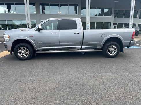 Used 2019 RAM 3500 Laramie AWD/4WD image 11