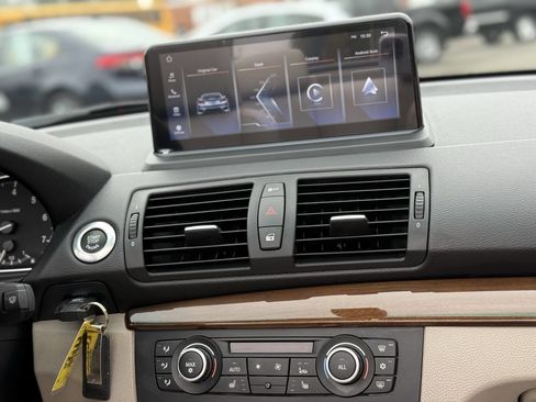 Used 2012 BMW 128i Convertible image 17