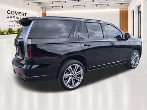 Certified 2026 Cadillac Escalade Platinum Sport w/ LPO, Floor Liner Package AWD/4WD image 13