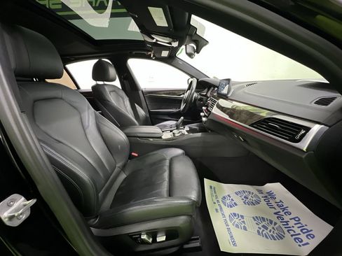 Used 2017 BMW 530i xDrive AWD/4WD image 28