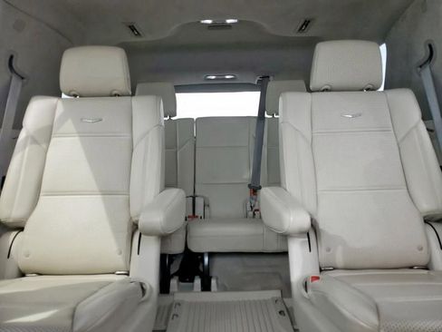 Used 2021 Cadillac Escalade Premium Luxury Platinum RWD image 10