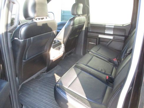 Used 2016 Ford F150 Lariat image 9