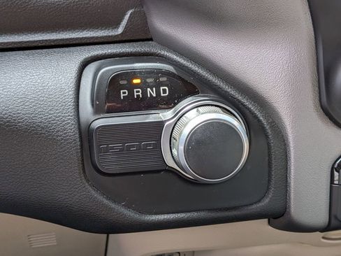 Used 2019 RAM 1500 Big Horn image 23
