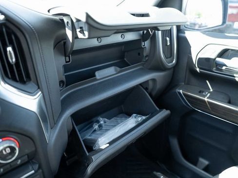 Used 2021 Chevrolet Silverado 1500 LT Trail Boss image 18