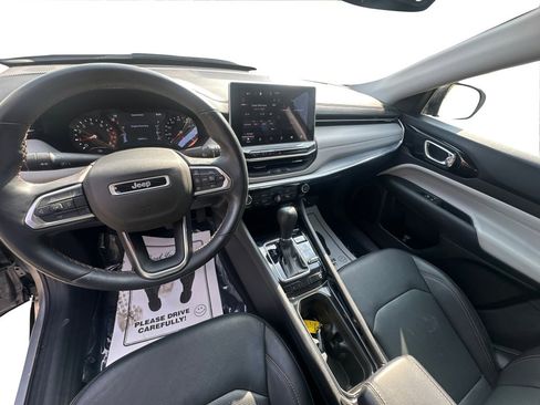 Used 2022 Jeep Compass Limited image 31