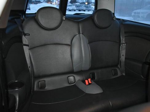 Used 2010 MINI Cooper Clubman Hardtop w/ Premium Pkg image 31