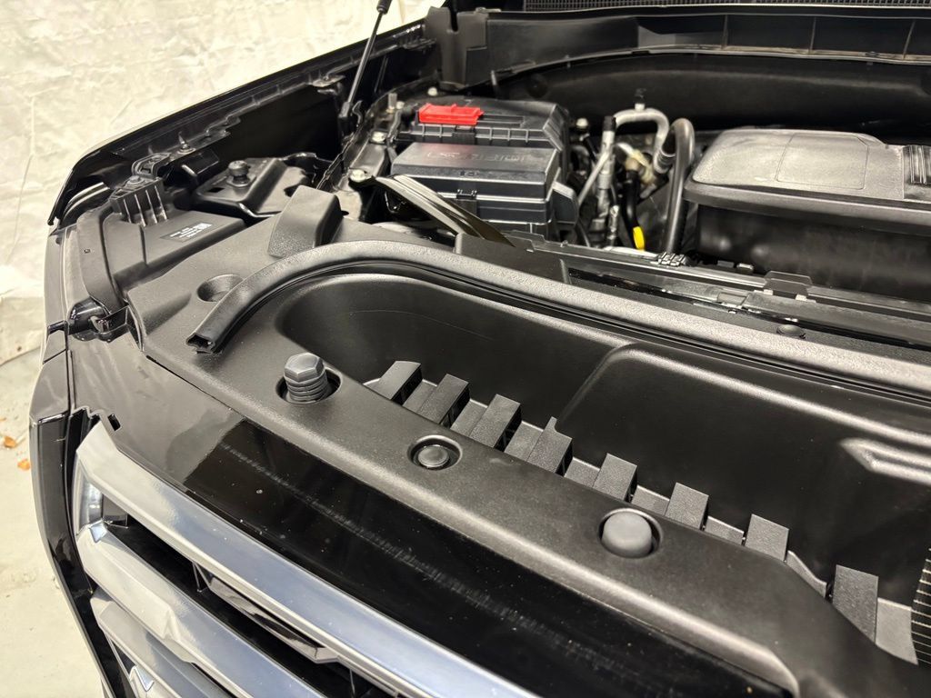 Used 2026 GMC Yukon XL AT4 w/ AT4 Premium Package AWD/4WD image 65