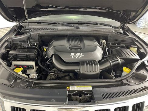 Used 2012 Jeep Grand Cherokee Laredo image 19