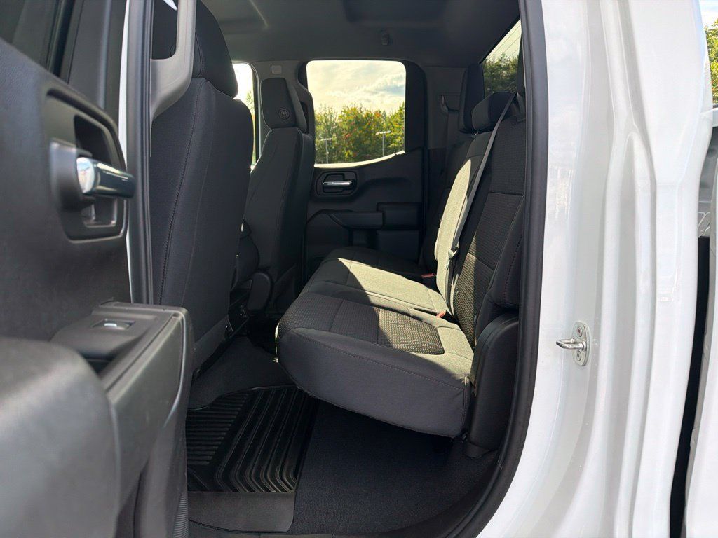 Used 2021 Chevrolet Silverado 1500 Custom w/ LPO, Dark Essentials Package AWD/4WD image 26