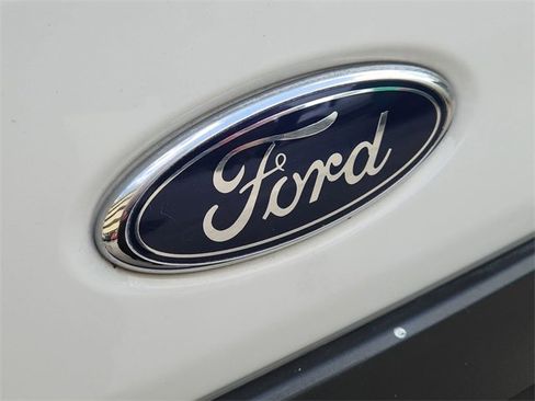 Used 2020 Ford Transit 350 XLT image 26