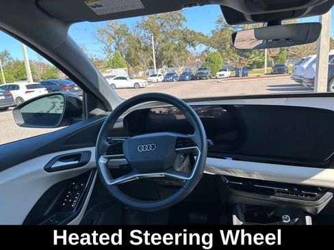 Used 2025 Audi Q6 e-tron Premium w/ Convenience Package image 10