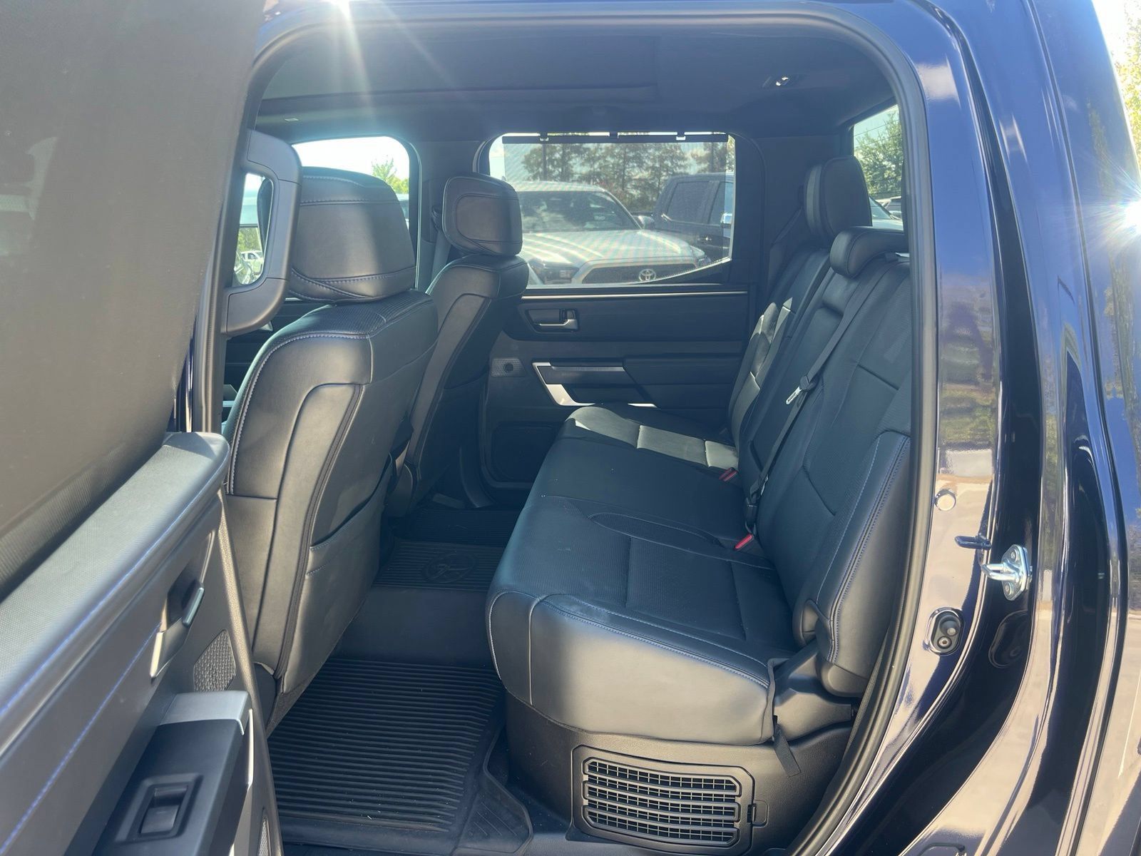 Used 2025 Toyota Tundra Platinum AWD/4WD image 18