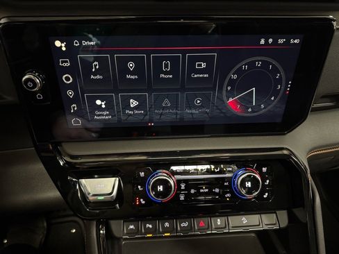 Used 2024 GMC Sierra 1500 AT4 w/ Technology Package image 26