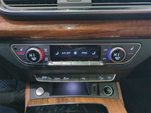 Used 2022 Audi Q5 2.0T Premium Plus image 26