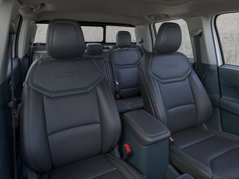 New 2026 Ford Maverick Lobo AWD/4WD image 9