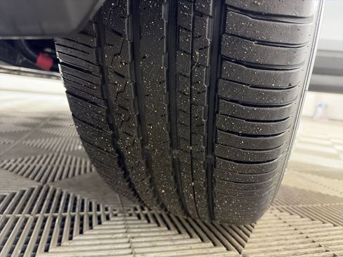 Used 2025 Subaru Ascent Bronze Edition w/ Popular Package #2 image 12