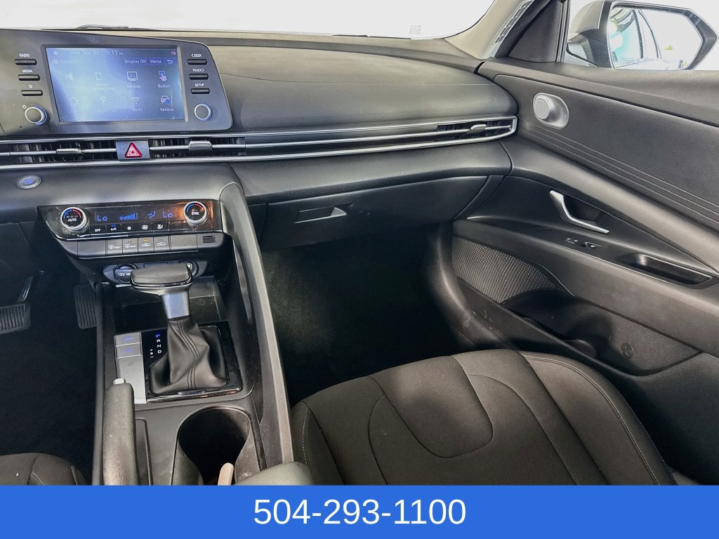 Used 2023 Hyundai Elantra SEL w/ Cargo Package FWD image 23