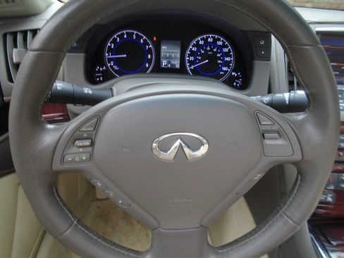 Used 2011 INFINITI G37 Sport w/ Premium Pkg image 12