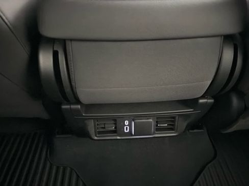 Used 2023 GMC Sierra 1500 SLE w/ Preferred Package RWD image 21