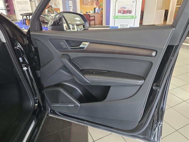 Used 2024 Audi Q5 2.0T Premium Plus AWD/4WD image 12