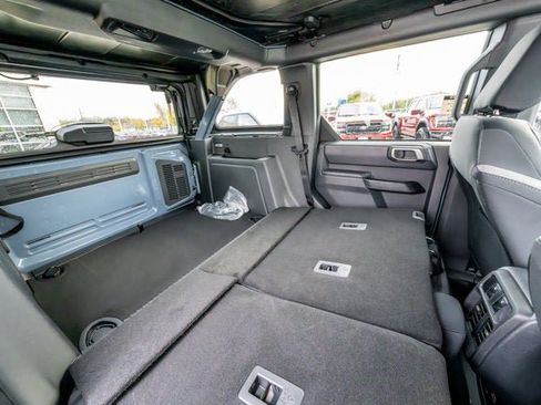 Used 2025 Ford Bronco Big Bend image 13