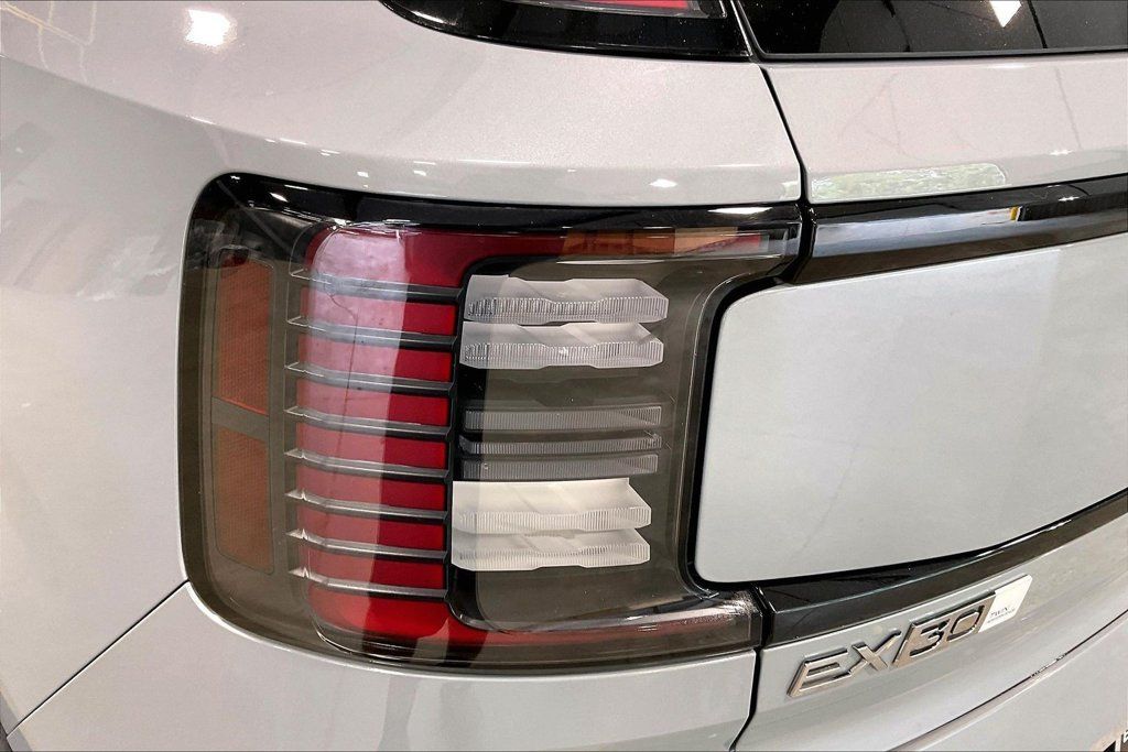 Certified 2026 Volvo EX30 Plus w/ Climate Package AWD/4WD image 23