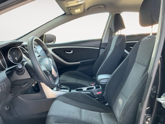 Used 2016 Hyundai Elantra GT FWD image 7