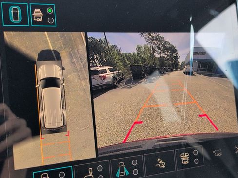 New 2026 GMC Yukon Denali w/ Denali Reserve Package AWD/4WD image 19