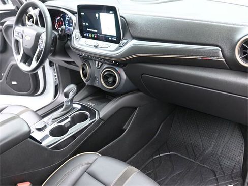 Used 2023 Chevrolet Blazer Premier image 25