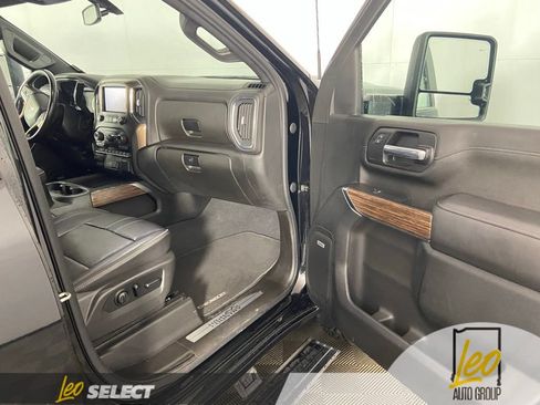 Used 2021 Chevrolet Silverado 2500 High Country w/ Z71 Off-Road Package AWD/4WD image 18