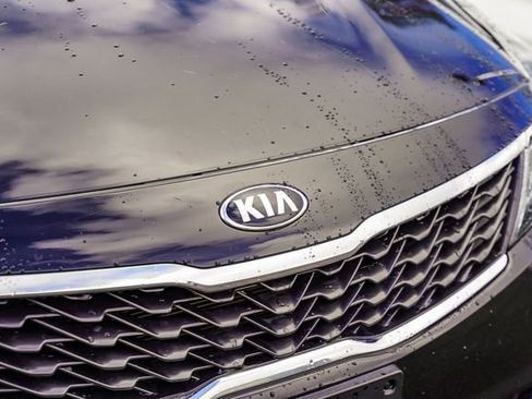 Certified 2019 Kia Optima LX w/ LX 17" Wheel Package image 5