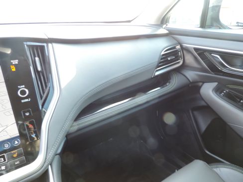 Used 2023 Subaru Outback Onyx Edition XT image 12