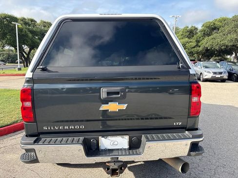 Used 2017 Chevrolet Silverado 2500 LTZ w/ Duramax Plus Package AWD/4WD image 4