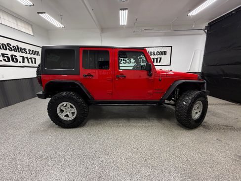 Used 2016 Jeep Wrangler Unlimited Sport w/ Quick Order Package 23S AWD/4WD image 2