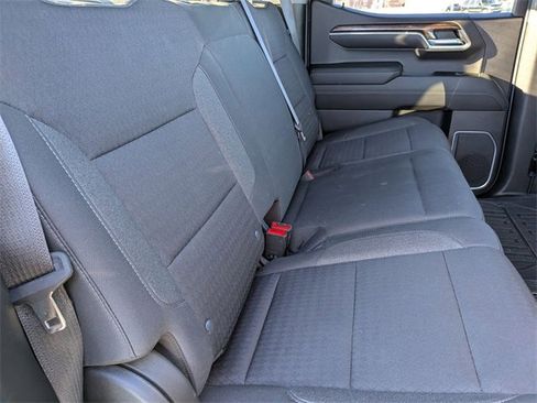 Used 2022 GMC Sierra 1500 SLE image 34