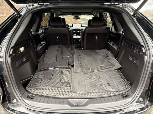 Used 2024 MAZDA CX-90 Plug-In Hybrid w/ Premium Plus image 11