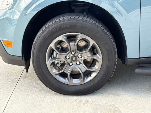 Certified 2023 Ford Maverick XLT image 11