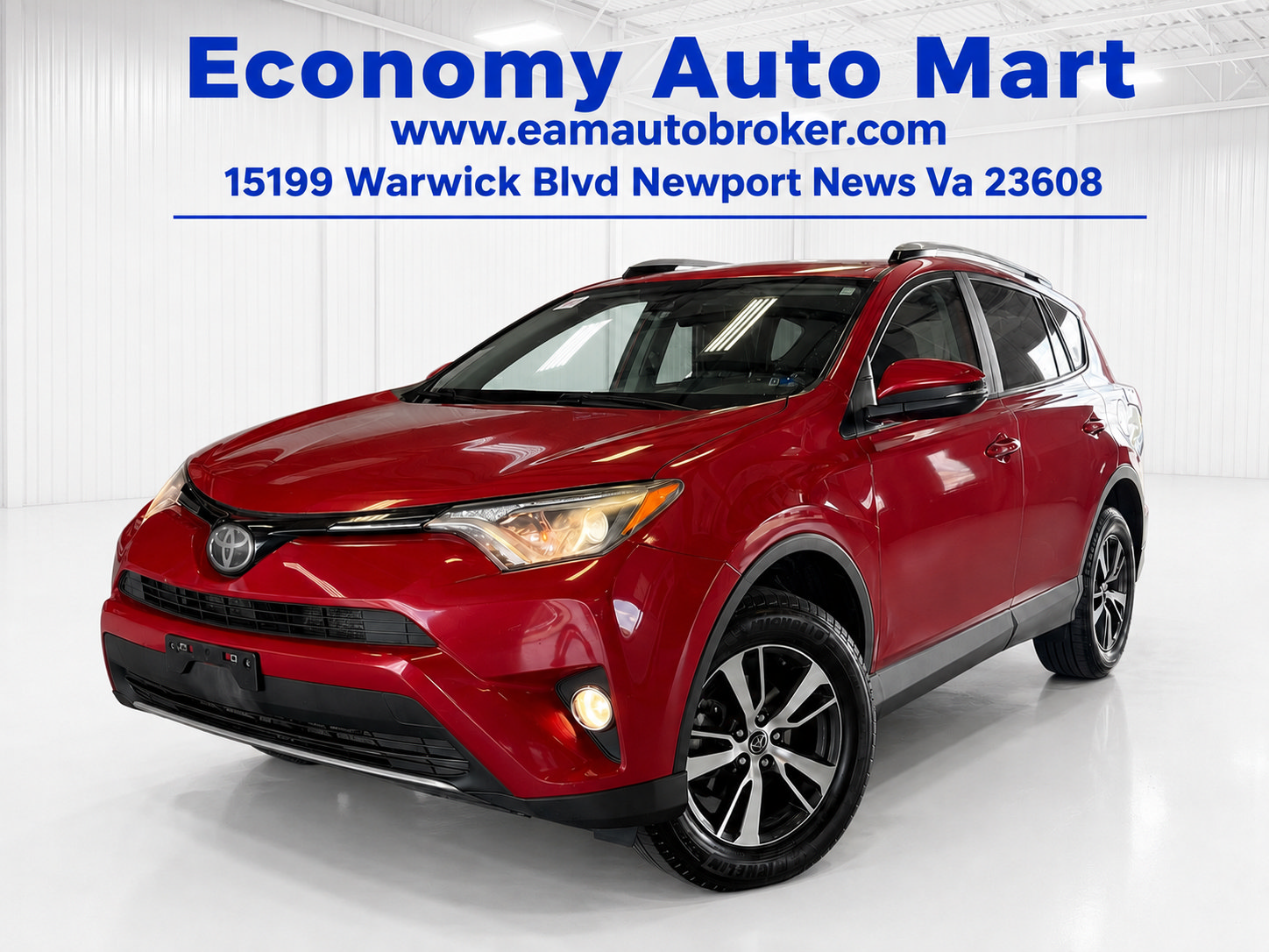 Used 2017 Toyota RAV4 XLE w/ Carpet Mat Package AWD/4WD image 1