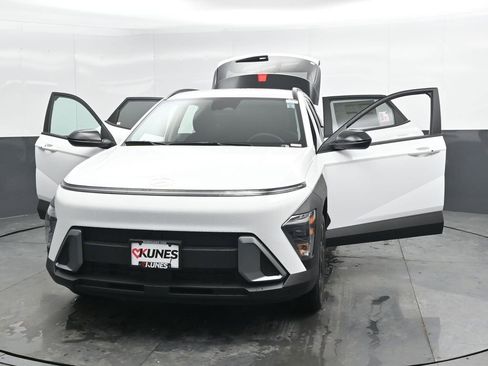 New 2026 Hyundai Kona SEL Sport FWD image 30